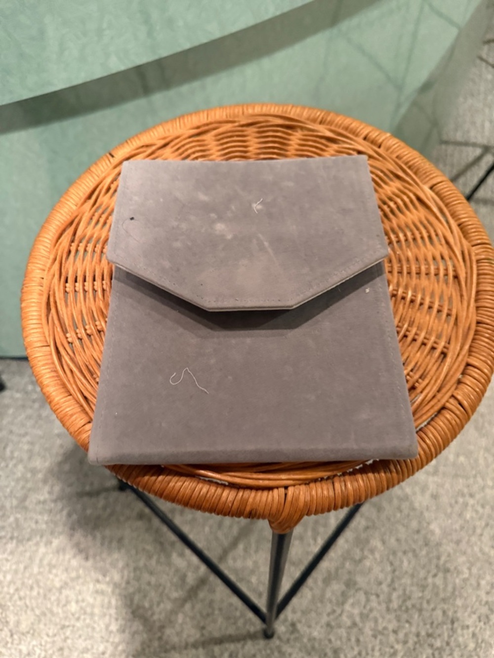 Woodward & Lothrop Satin Jewelry Roll in grey